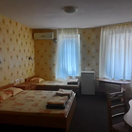 Хотел South Китен